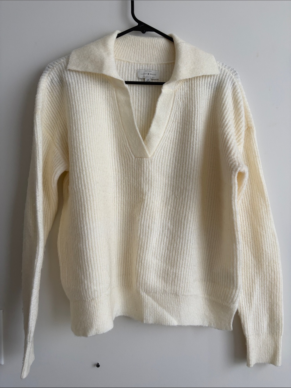 Lucky Brand Ivory V-Neck Ribbed Sweater with Open Collar - size S